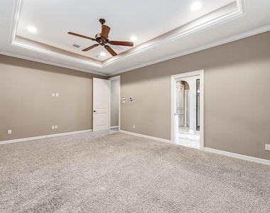 1215 Malone Street - Photo Thumbnail 14