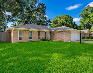 913 W Galveston Street - Photo Thumbnail 1