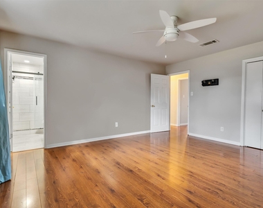 913 W Galveston Street - Photo Thumbnail 12