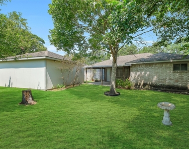 11715 Brighton Lane - Photo Thumbnail 25