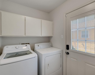 11715 Brighton Lane - Photo Thumbnail 22