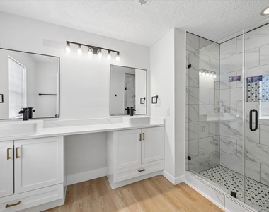 5104 Spring Circle Drive - Photo Thumbnail 25