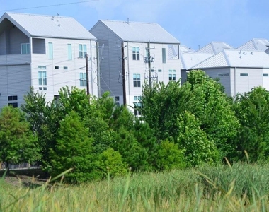 5915 E Post Oak Lane - Photo Thumbnail 39