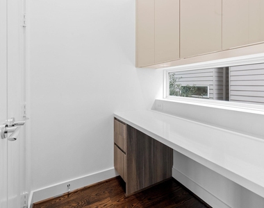 5915 E Post Oak Lane - Photo Thumbnail 20