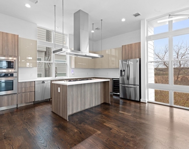 5915 E Post Oak Lane - Photo Thumbnail 13