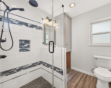 1309 Martin Street - Photo Thumbnail 25
