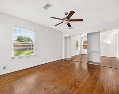 1309 Martin Street - Photo Thumbnail 22