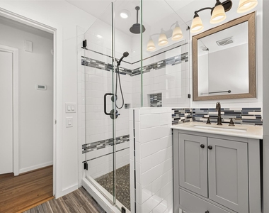 1309 Martin Street - Photo Thumbnail 26