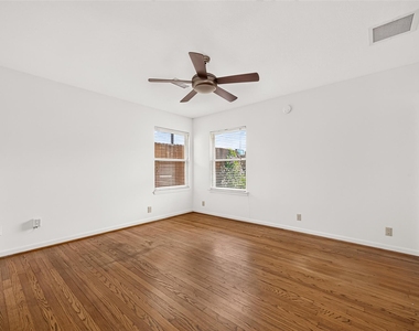 1309 Martin Street - Photo Thumbnail 21