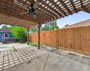 1309 Martin Street - Photo Thumbnail 30