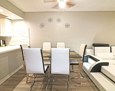 6305 Westward Street - Photo Thumbnail 1