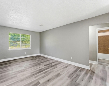 16957 Rabon Chapel Road - Photo Thumbnail 3