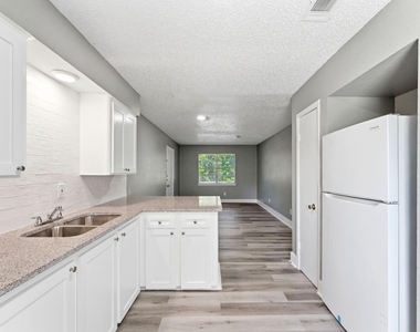 16957 Rabon Chapel Road - Photo Thumbnail 7