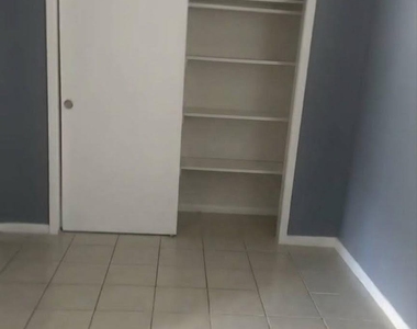 1660 Richmond Avenue - Photo Thumbnail 2