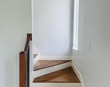8134 Penrod Street - Photo Thumbnail 11