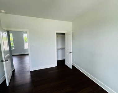 8134 Penrod Street - Photo Thumbnail 17