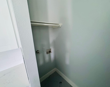 8134 Penrod Street - Photo Thumbnail 27