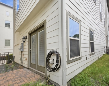 8239 Cambridge Street - Photo Thumbnail 22