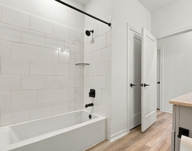 14534 Clementine Hall Drive - Photo Thumbnail 24
