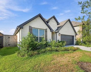 14534 Clementine Hall Drive - Photo Thumbnail 2