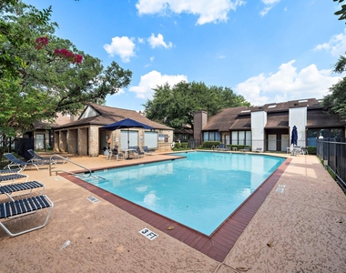 2601 S Braeswood Boulevard - Photo Thumbnail 11