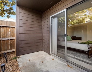 2601 S Braeswood Boulevard - Photo Thumbnail 7