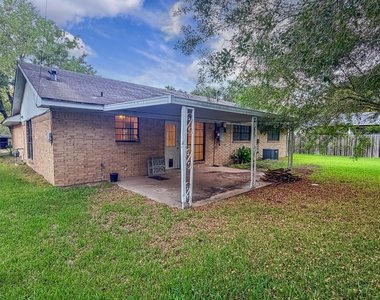 1708 Shawnee St - Photo Thumbnail 12
