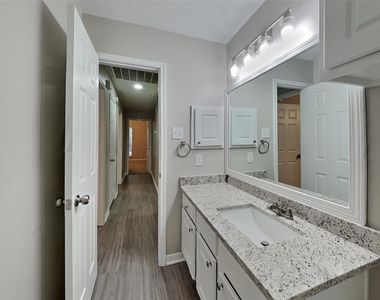 10 Wimberly Way - Photo Thumbnail 17
