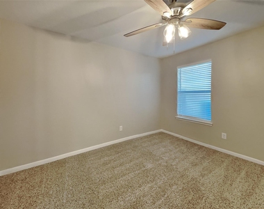 10 Wimberly Way - Photo Thumbnail 16