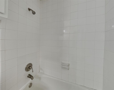10 Wimberly Way - Photo Thumbnail 18