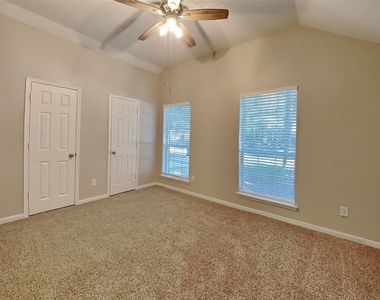 10 Wimberly Way - Photo Thumbnail 11