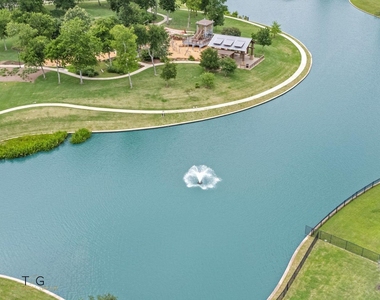 5403 Rouchel Brook Lane - Photo Thumbnail 28