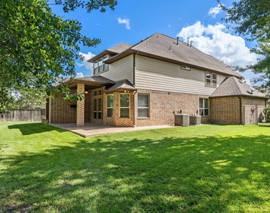 19 Cohasset Place - Photo Thumbnail 47