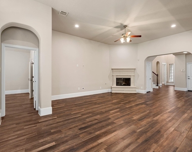 19 Cohasset Place - Photo Thumbnail 12