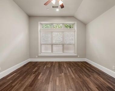 19 Cohasset Place - Photo Thumbnail 24