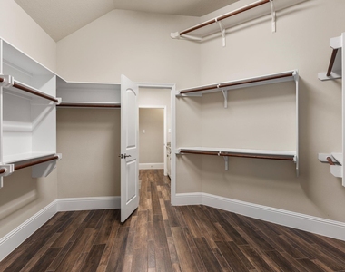 19 Cohasset Place - Photo Thumbnail 27