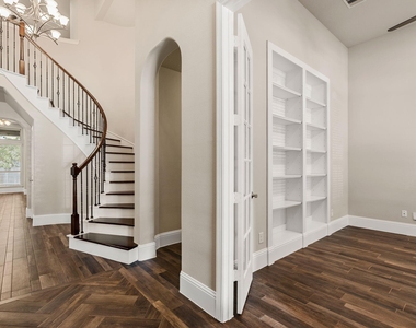 19 Cohasset Place - Photo Thumbnail 1