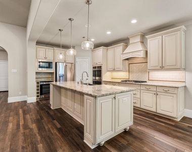 19 Cohasset Place - Photo Thumbnail 20