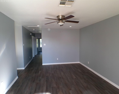 10133 Teneha Drive - Photo Thumbnail 1