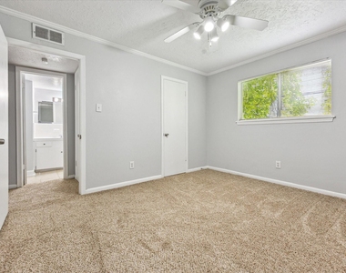 1645 W Main Street - Photo Thumbnail 6