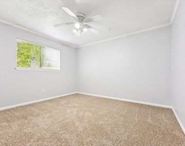 1645 W Main Street - Photo Thumbnail 5