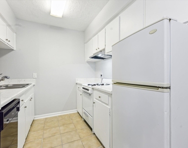 1645 W Main Street - Photo Thumbnail 3