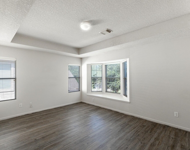 19331 Camellia Knoll Trail - Photo Thumbnail 7
