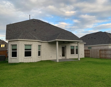 8611 Jetty Glen Drive - Photo Thumbnail 24