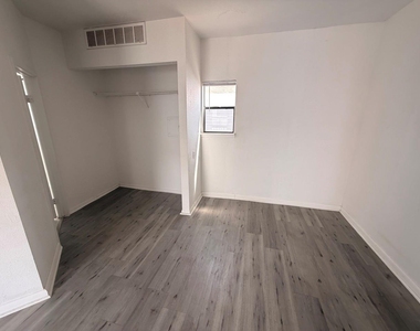 7901 Cambridge Street - Photo Thumbnail 3