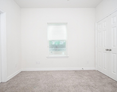 2407 Ferguson Way - Photo Thumbnail 12