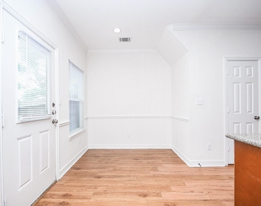 2407 Ferguson Way - Photo Thumbnail 4