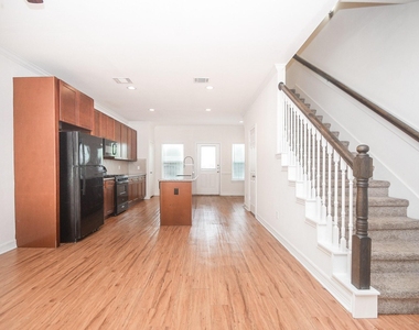 2407 Ferguson Way - Photo Thumbnail 2