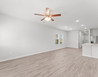 20802 Adventure Way - Photo Thumbnail 11