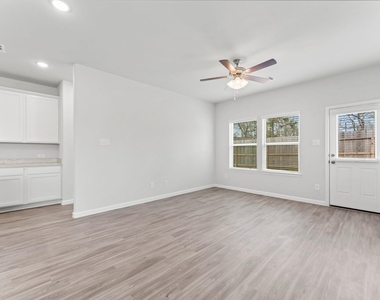 20802 Adventure Way - Photo Thumbnail 12